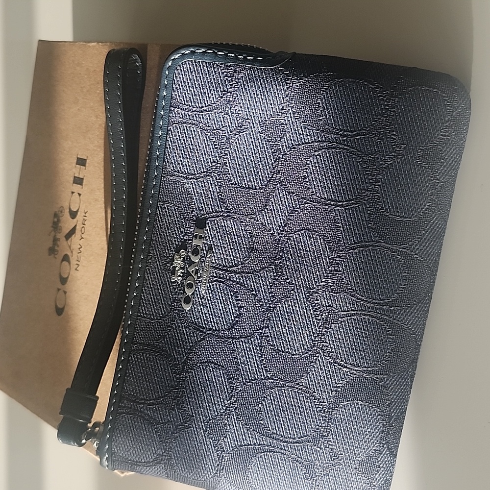 Coach Blue Wristlet - Picture 2 of 4